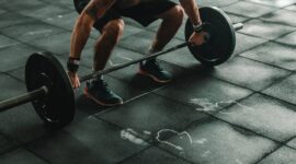 Combining sauna and fitness works by incorporating infrared heat to warm the muscles, thus helping users perform high-intensity resistance exercises with reduced risk of injury.